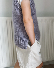 Indlæs billede til gallerivisning Holiday Slipover Junior - Petiteknit