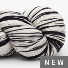Indlæs billede til gallerivisning Lazy Lion håndfarvet strømpegarn
