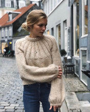 Indlæs billede til gallerivisning Sunday Sweater - PetiteKnit