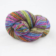 Indlæs billede til gallerivisning Lazy Lion håndfarvet strømpegarn